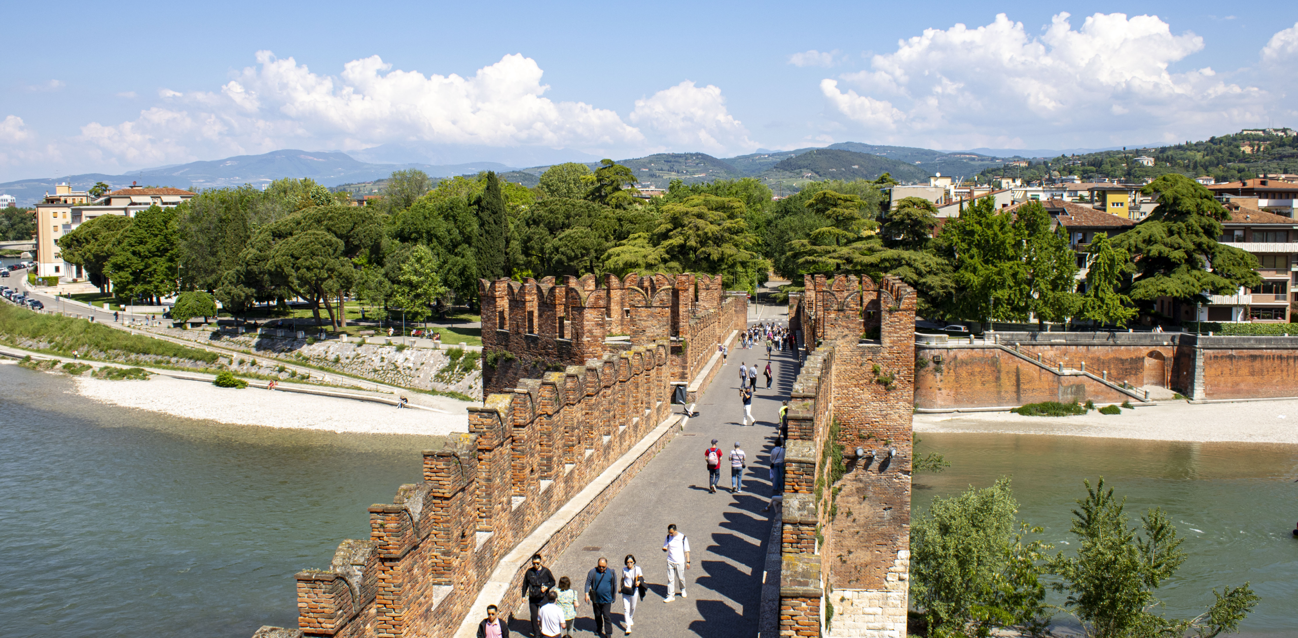 Verona Cover